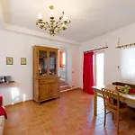 Caterina Quiete E Mare - Goelba SantʼAndrea