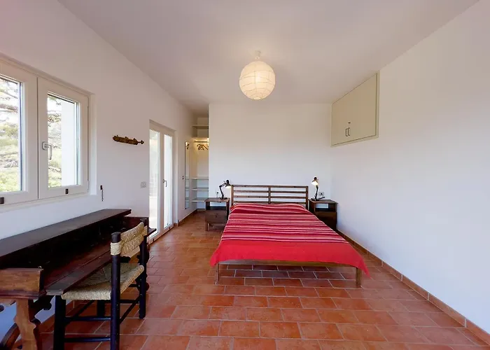 Caterina Quiete E Mare-goelba Villa *