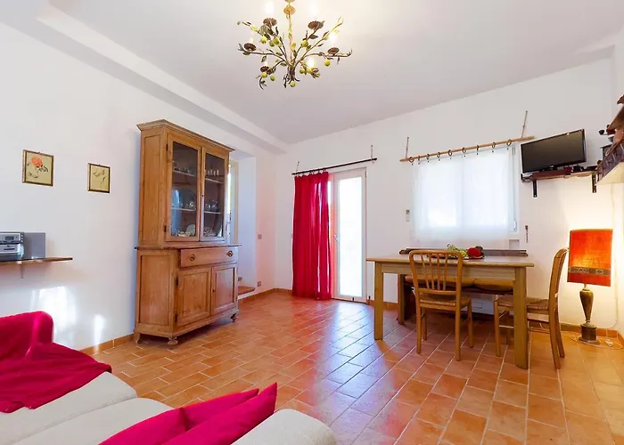 Caterina Quiete E Mare-goelba Villa *